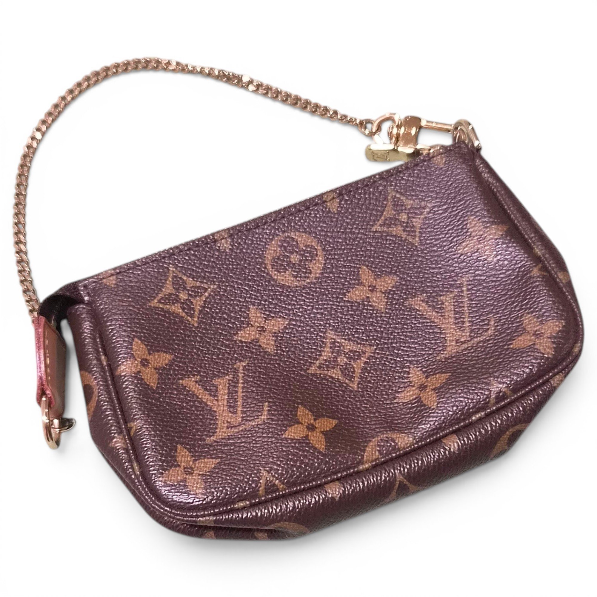 Leather clutch bag