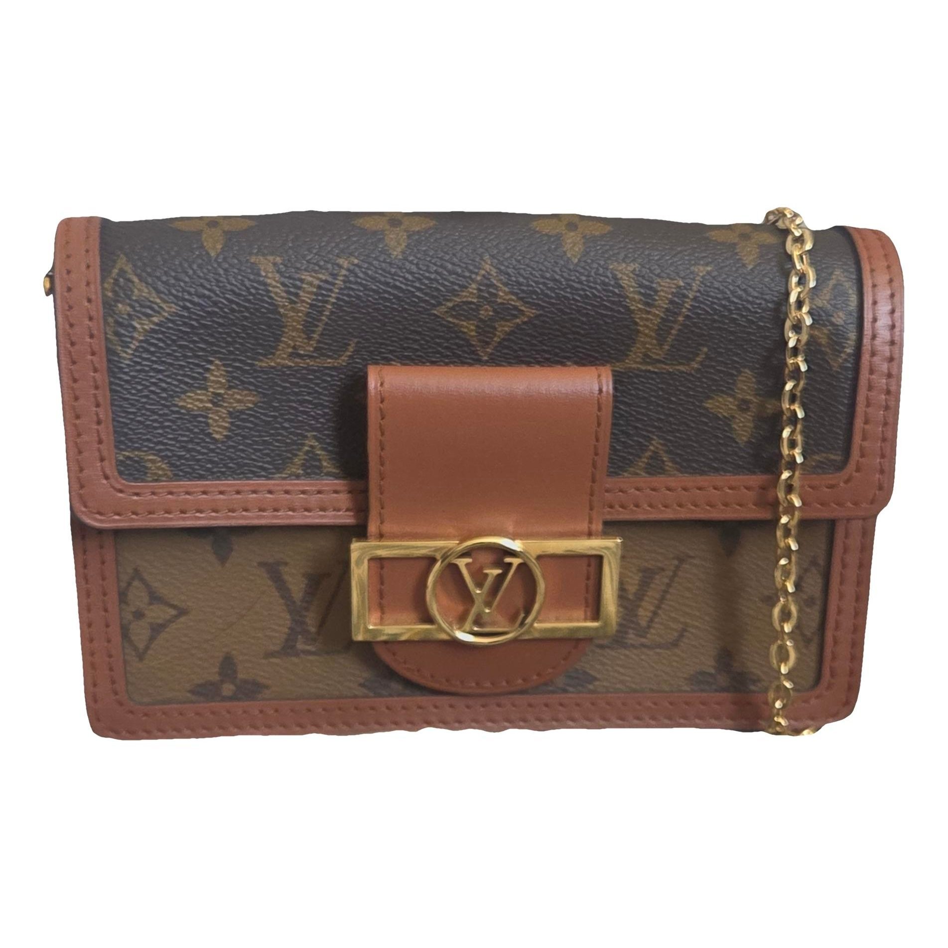 Leather clutch bag