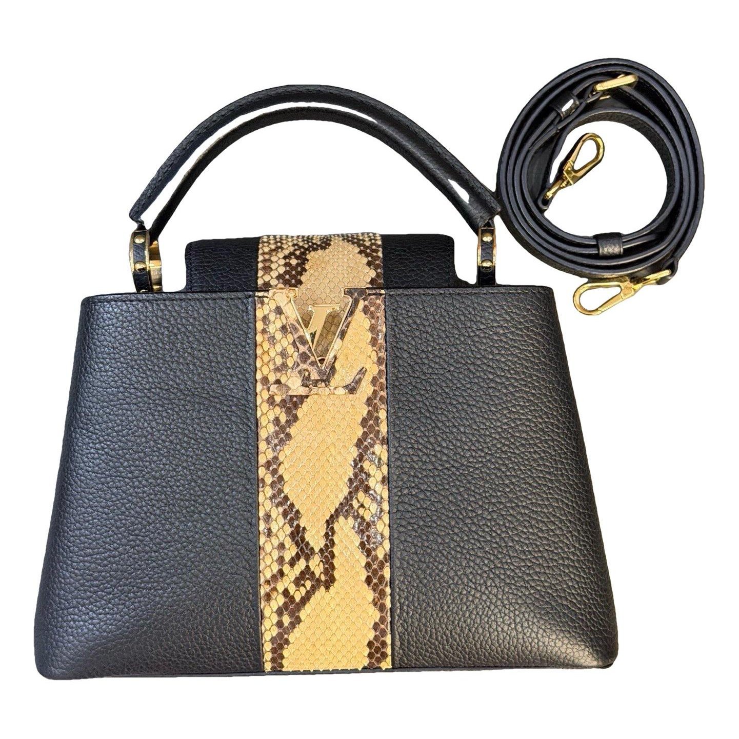 Capucines leather handbag