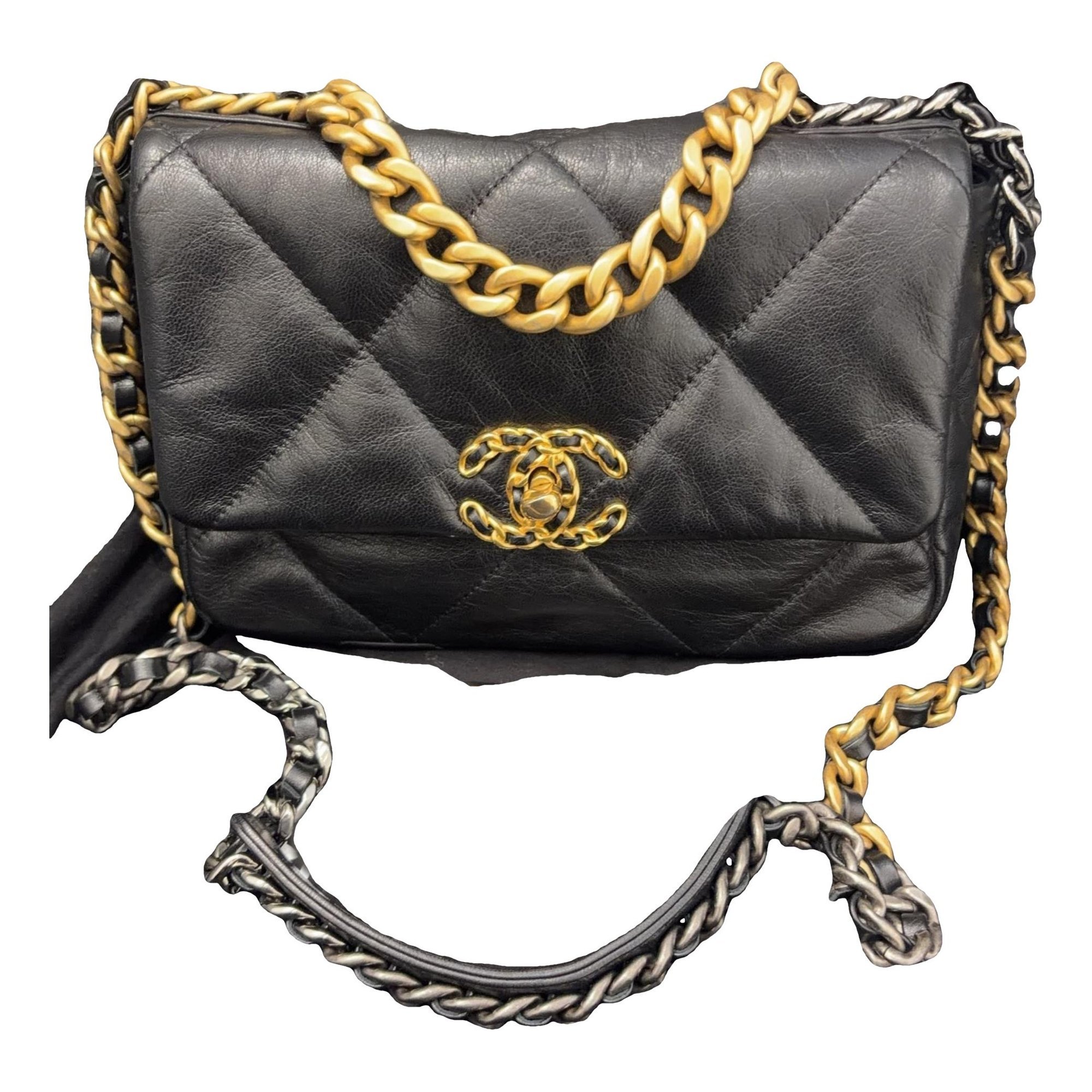 Chanel 19 leather handbag