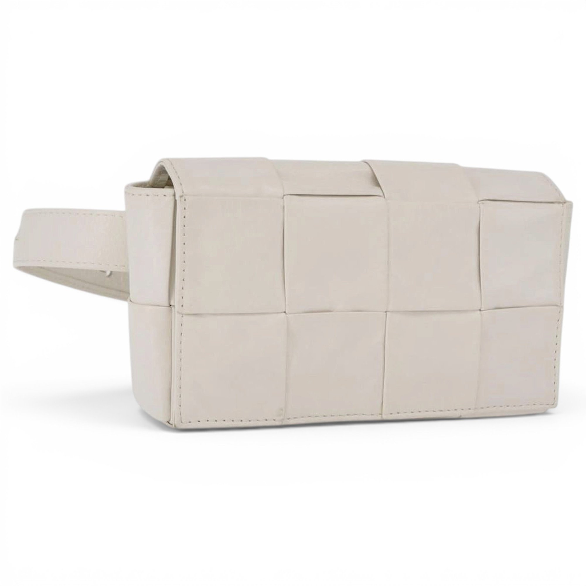 Cassette leather handbag
