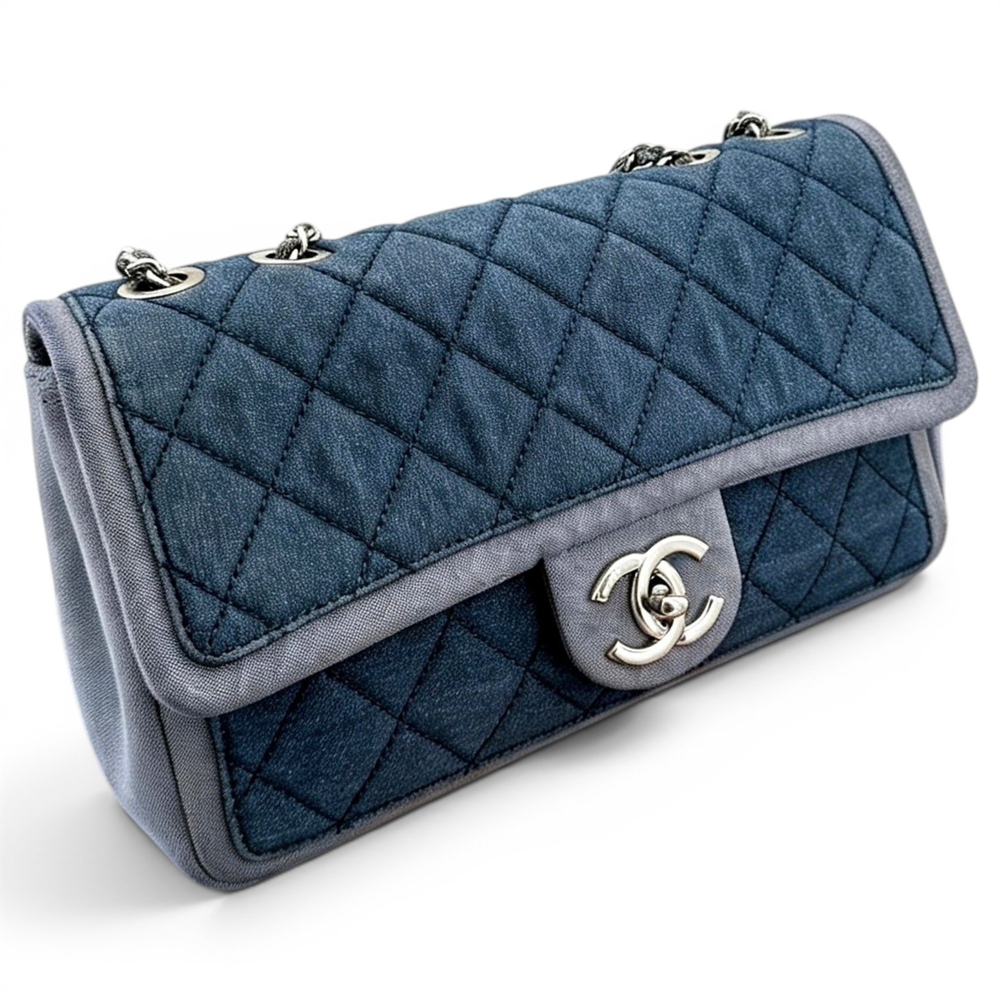 Timeless/Classique crossbody bag