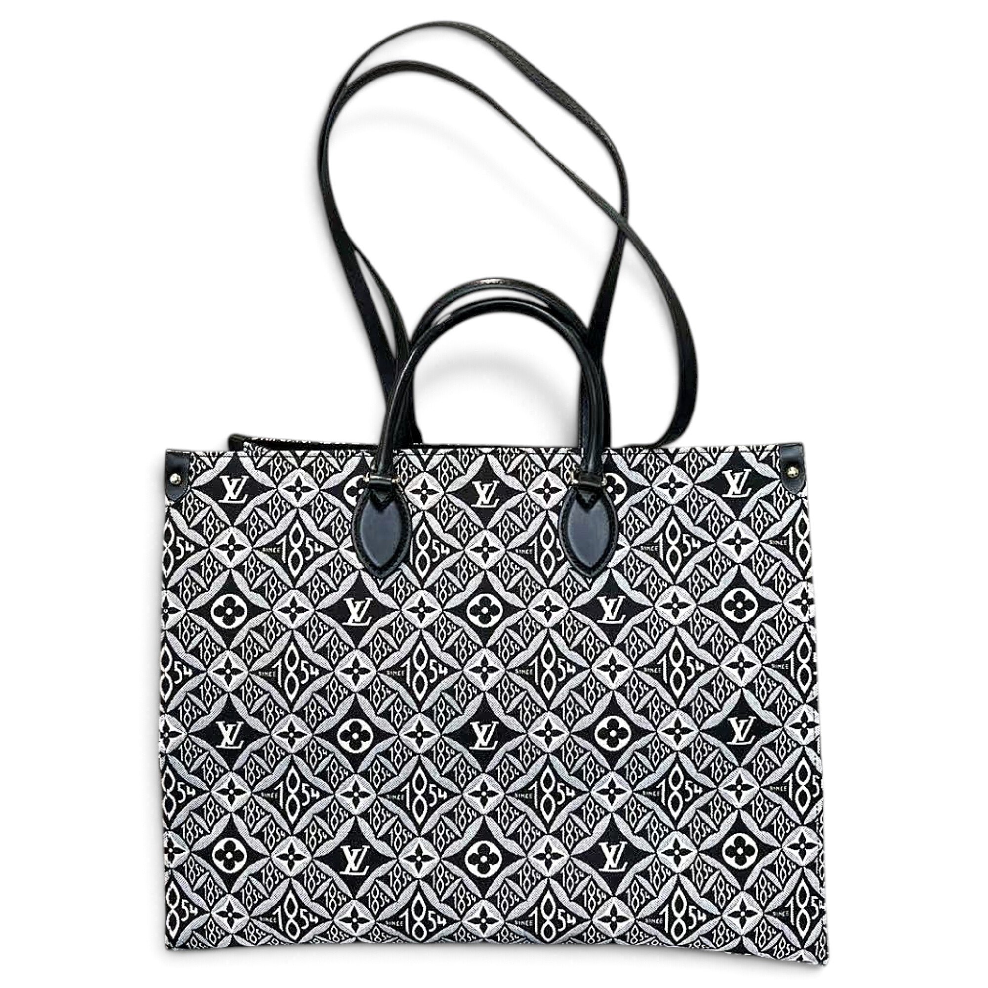 Onthego leather handbag