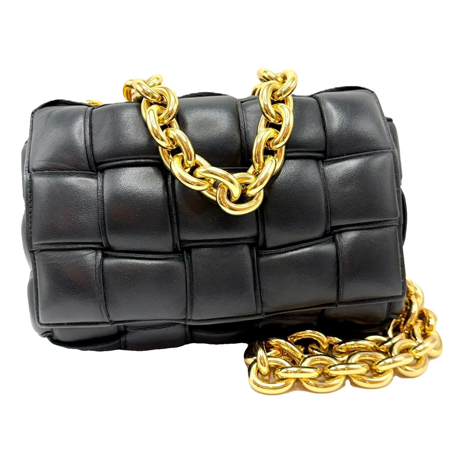 Bottega Veneta Chain Cassette leather handbag