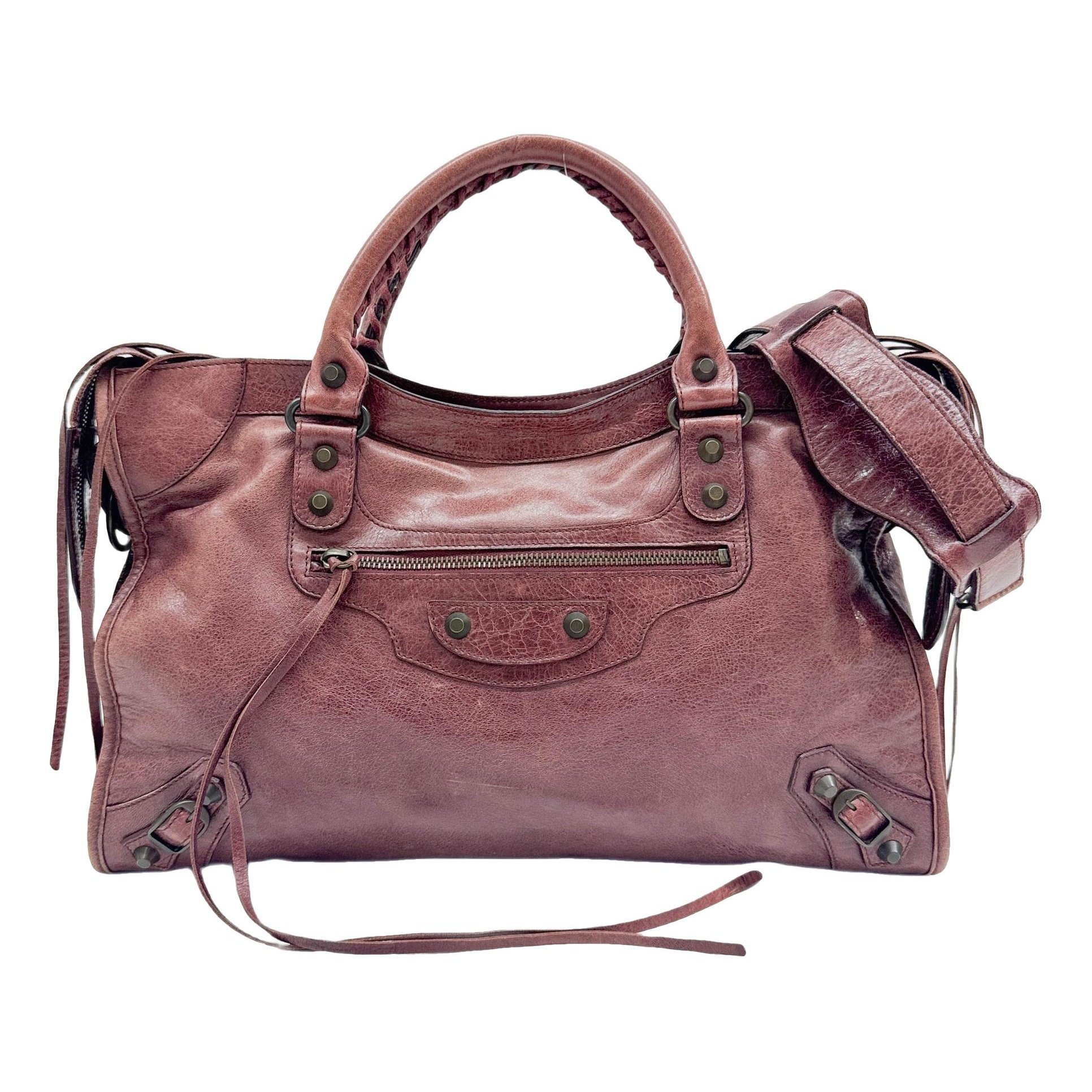 City leather handbag