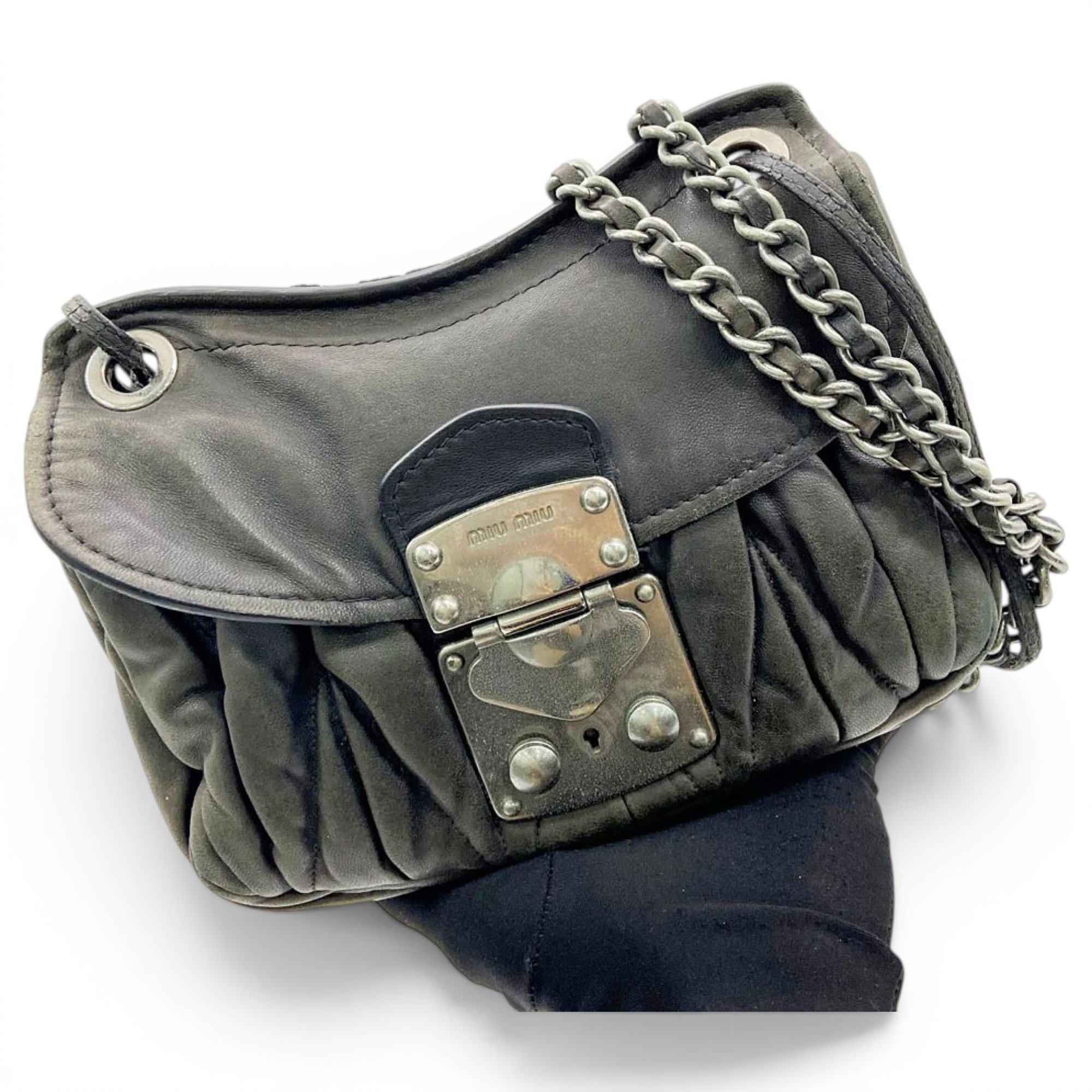 Matelassé leather crossbody bag