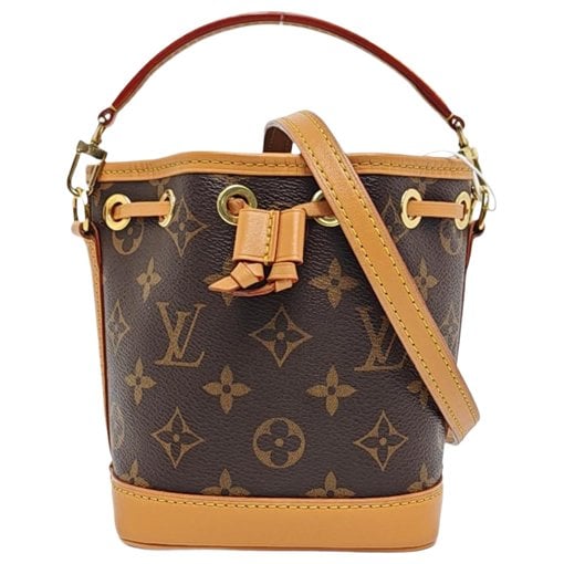 Nano Noé leather handbag