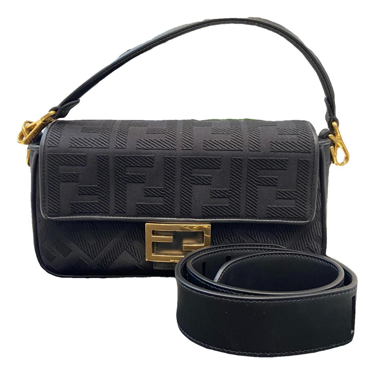 Baguette cloth handbag