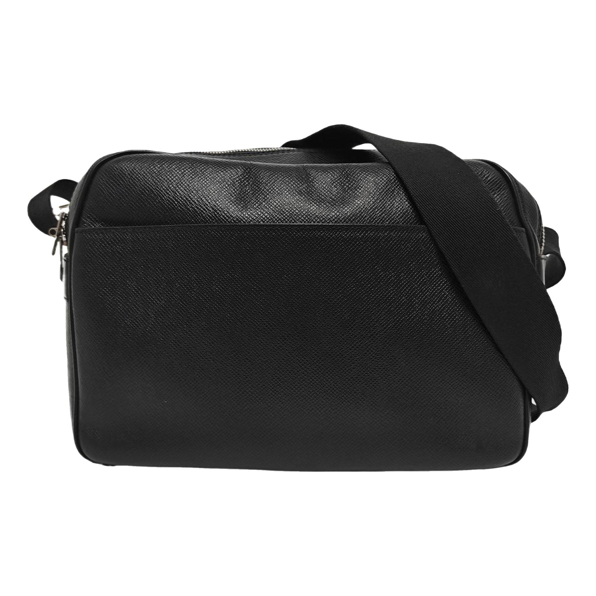 Reporter leather crossbody bag