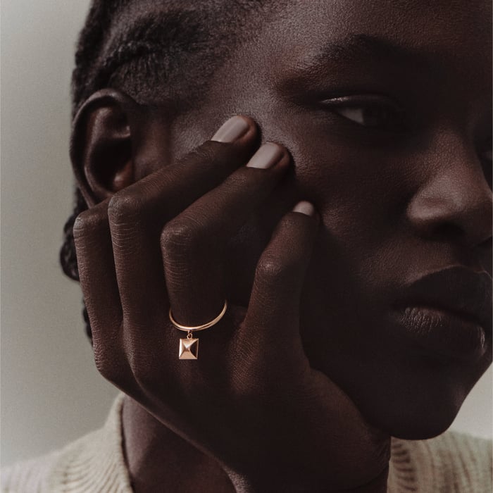 Sans Coloris Hermès Clou d'H Ring, Small Model