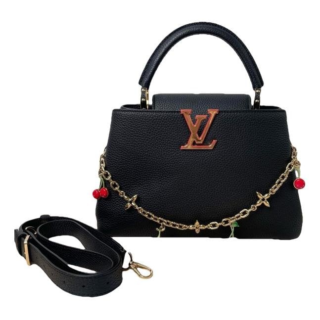 Capucines leather crossbody bag