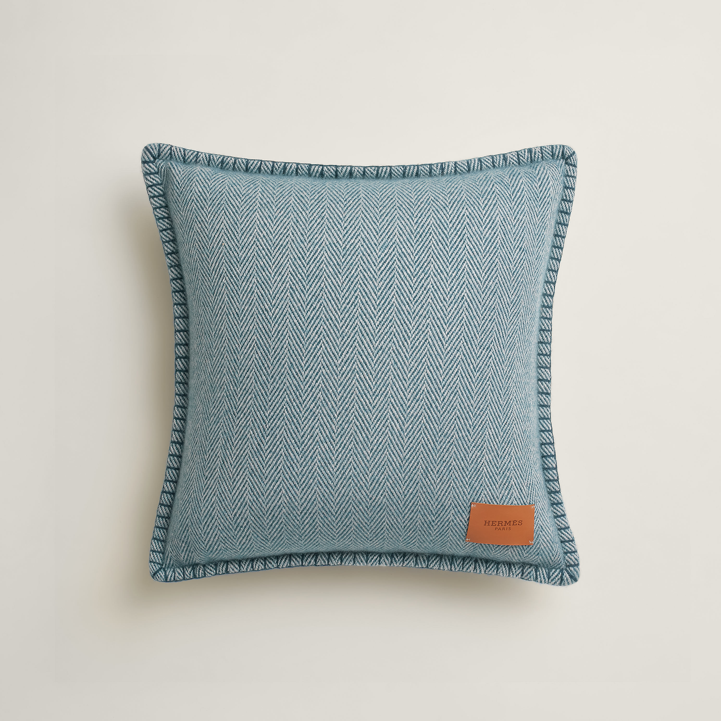 Swing pillow