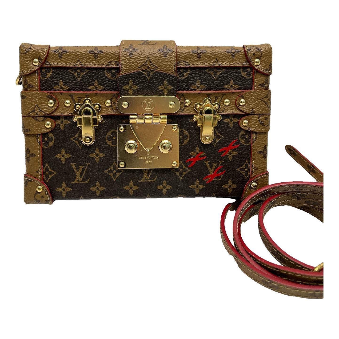 Petite Malle leather handbag
