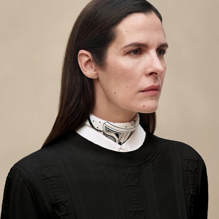 Noir Long-sleeve Sweater