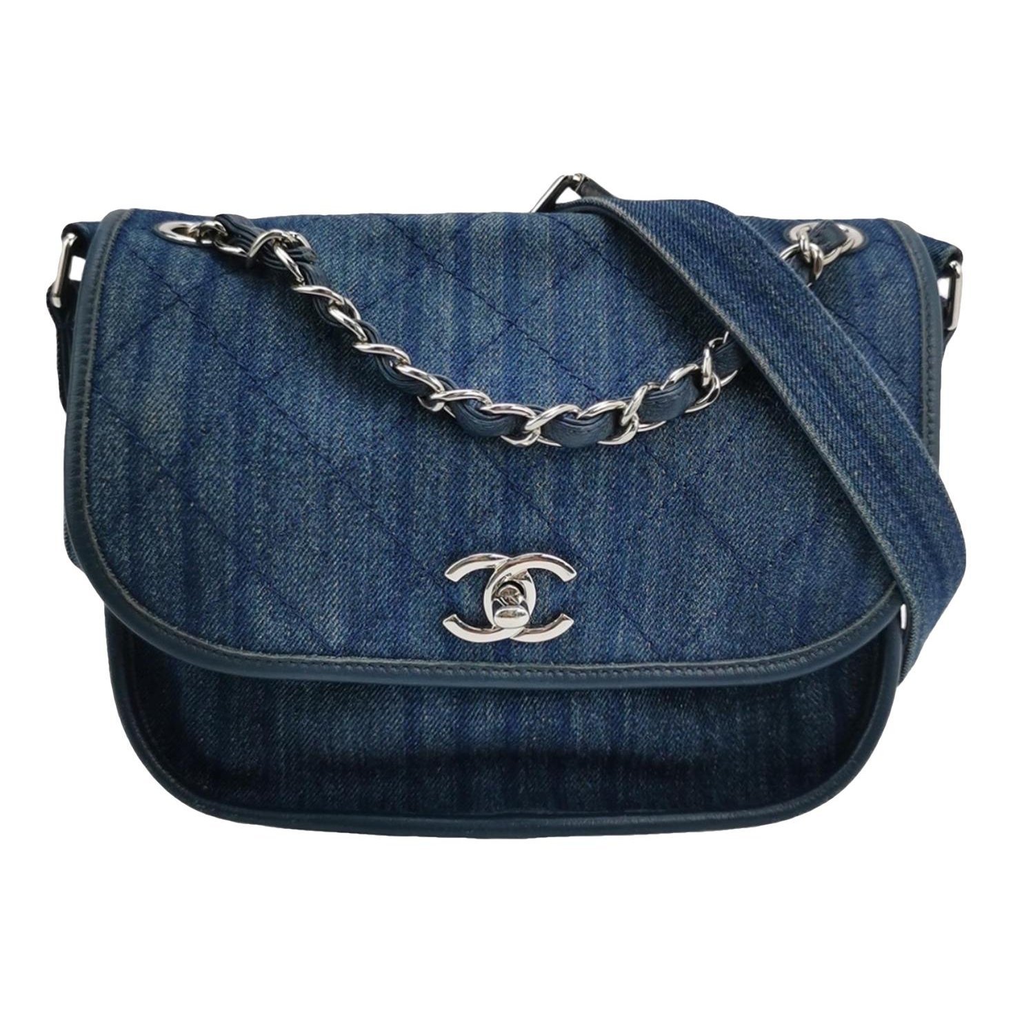 Timeless/Classique crossbody bag