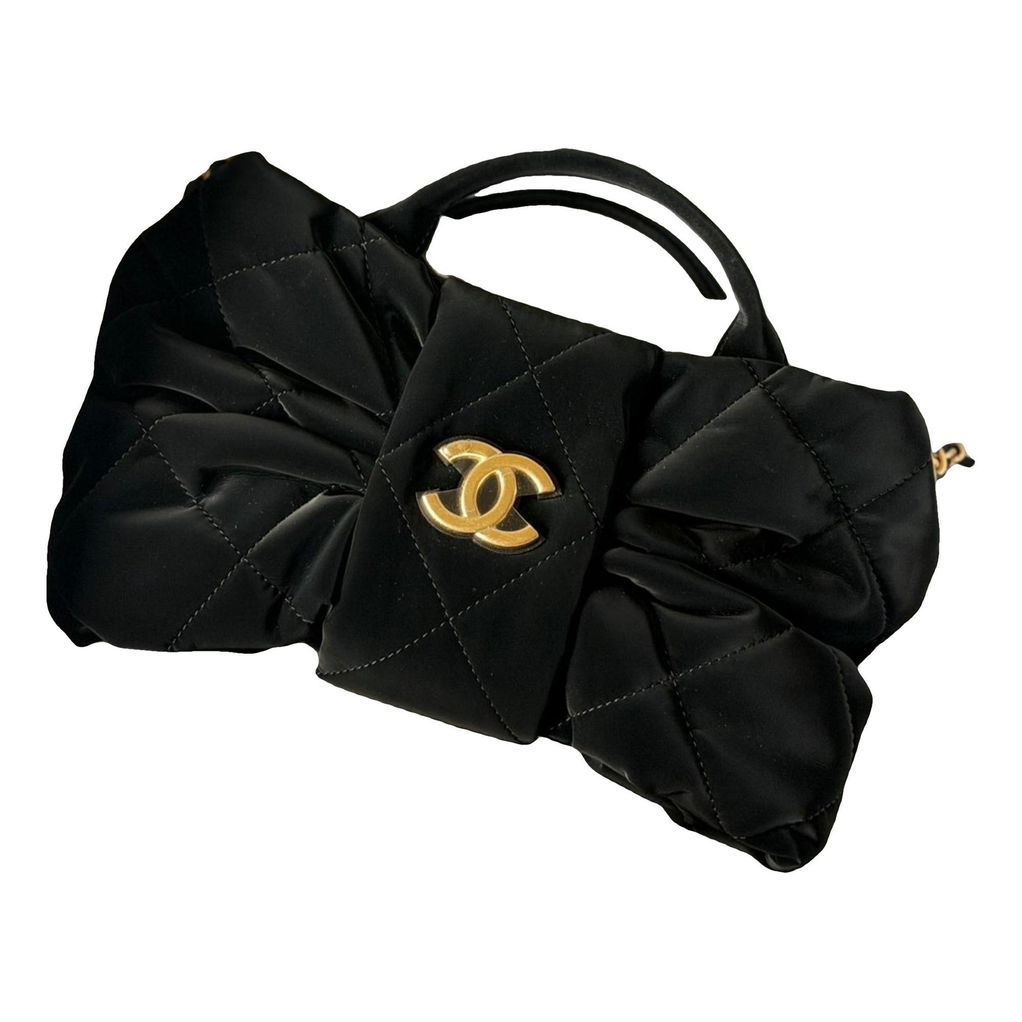 Timeless/Classique velvet crossbody bag