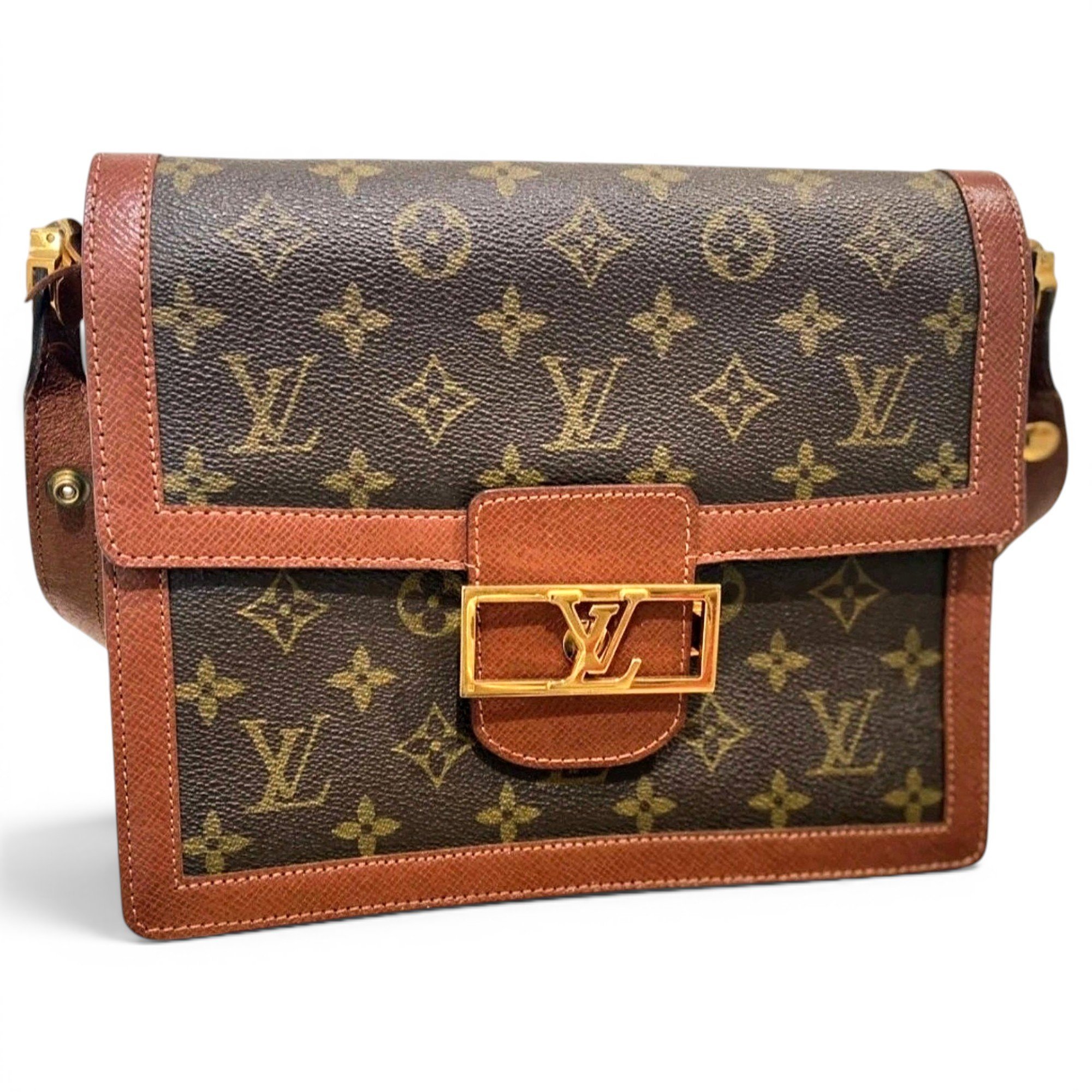Dauphine leather handbag