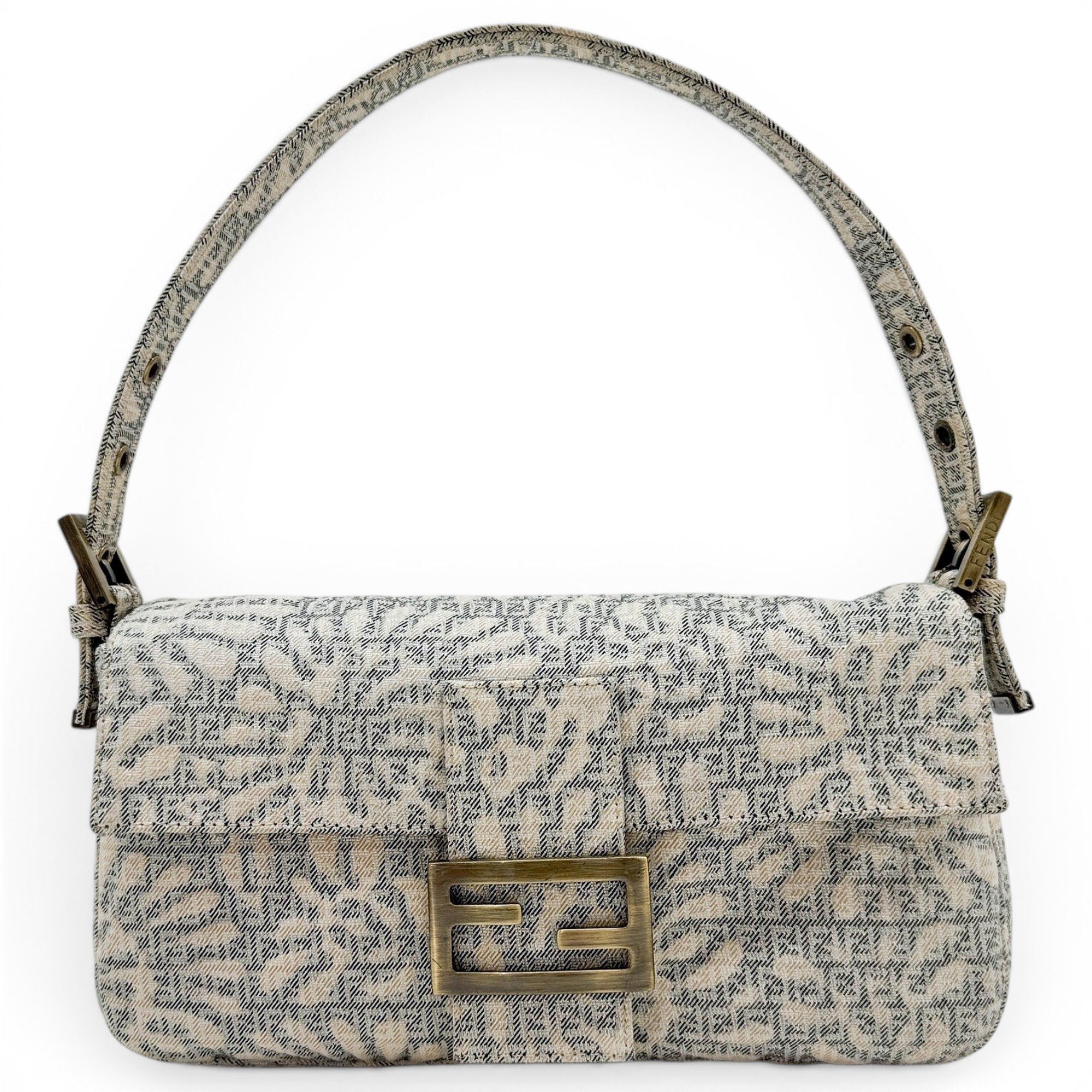 Baguette cloth handbag