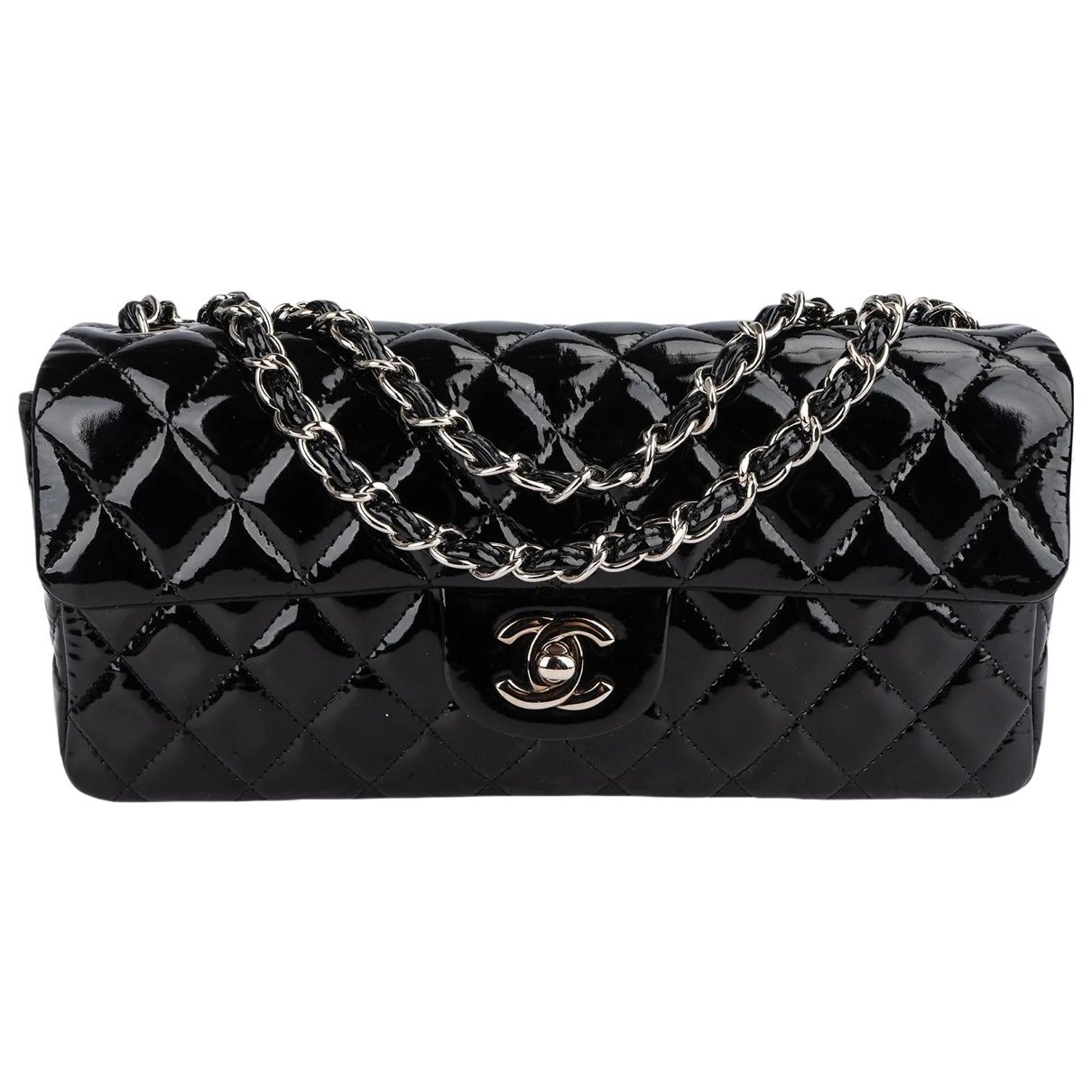 Timeless/Classique patent leather handbag