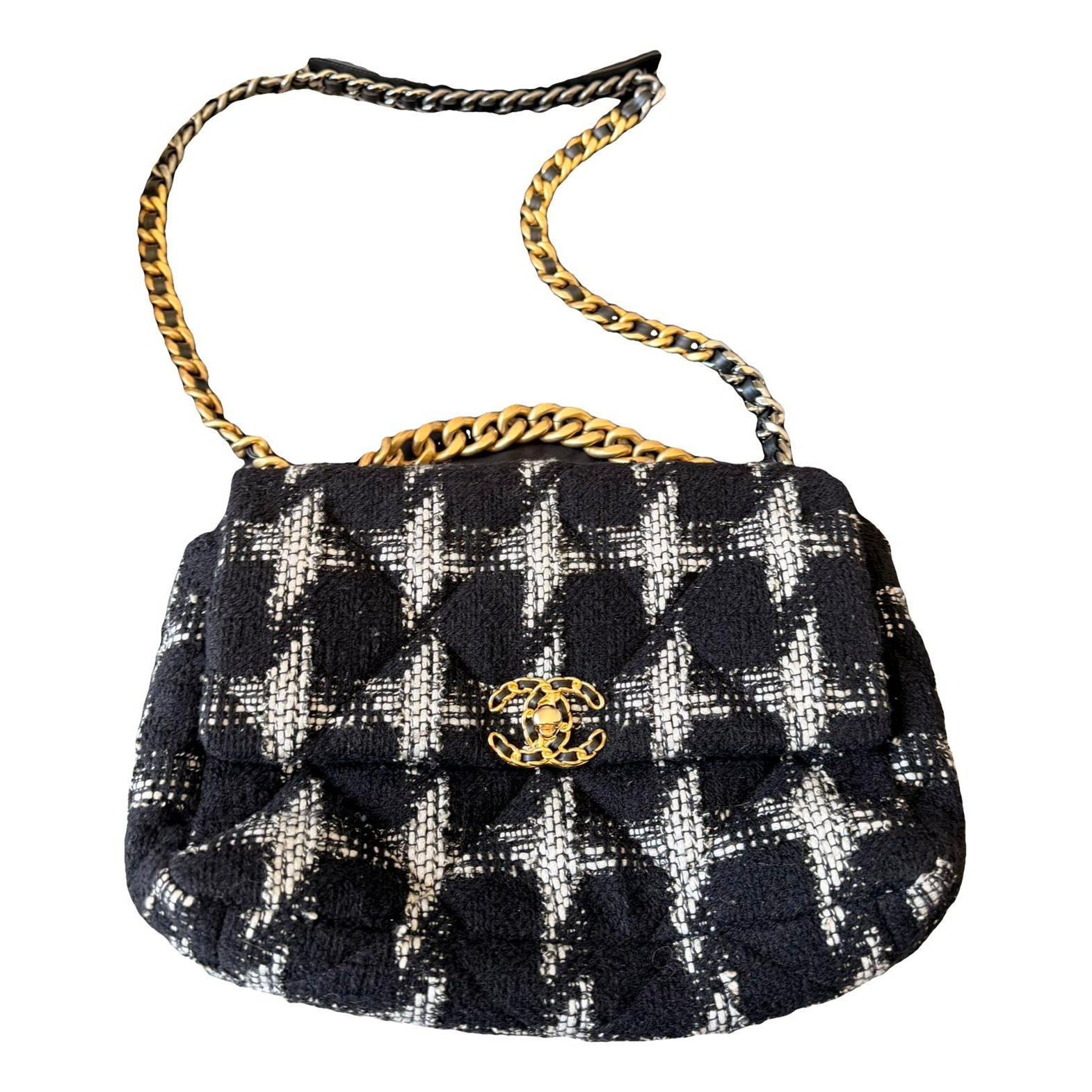 Chanel 19 tweed handbag
