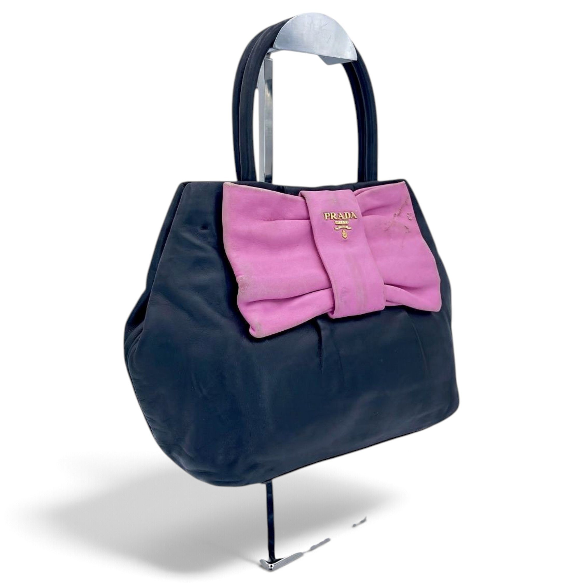 Leather handbag