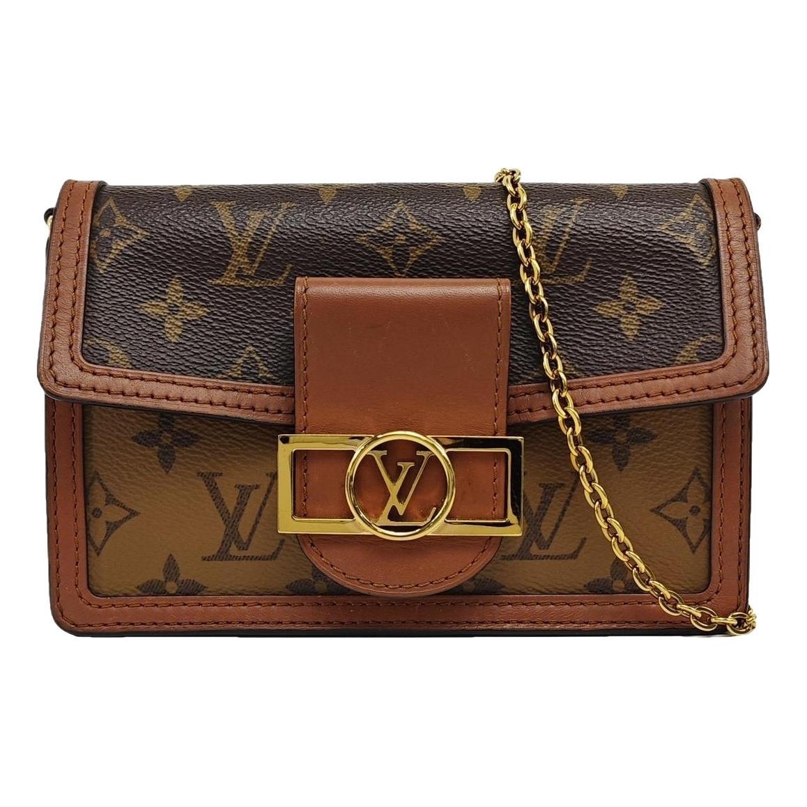 Dauphine leather handbag