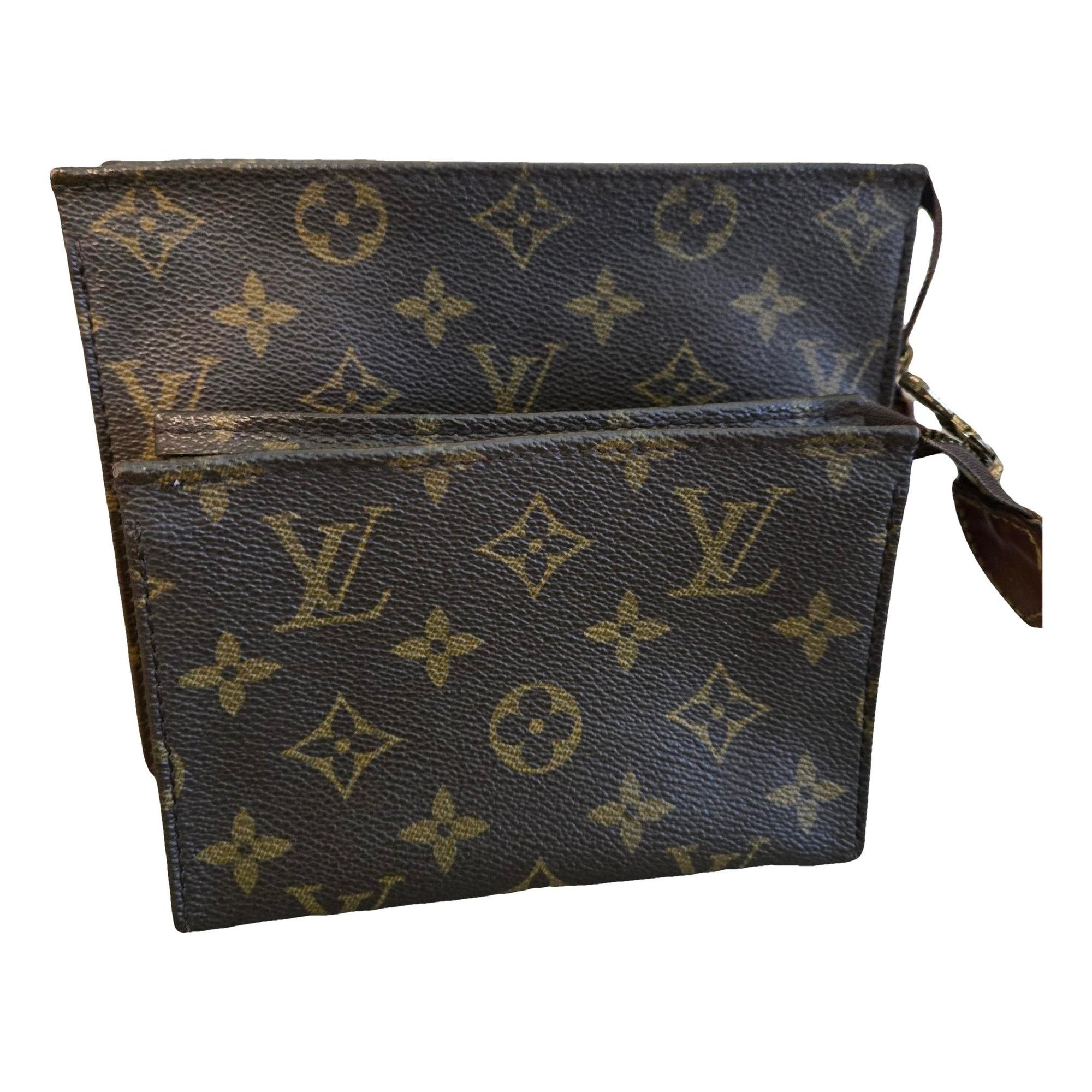 Poche toilette leather vanity case