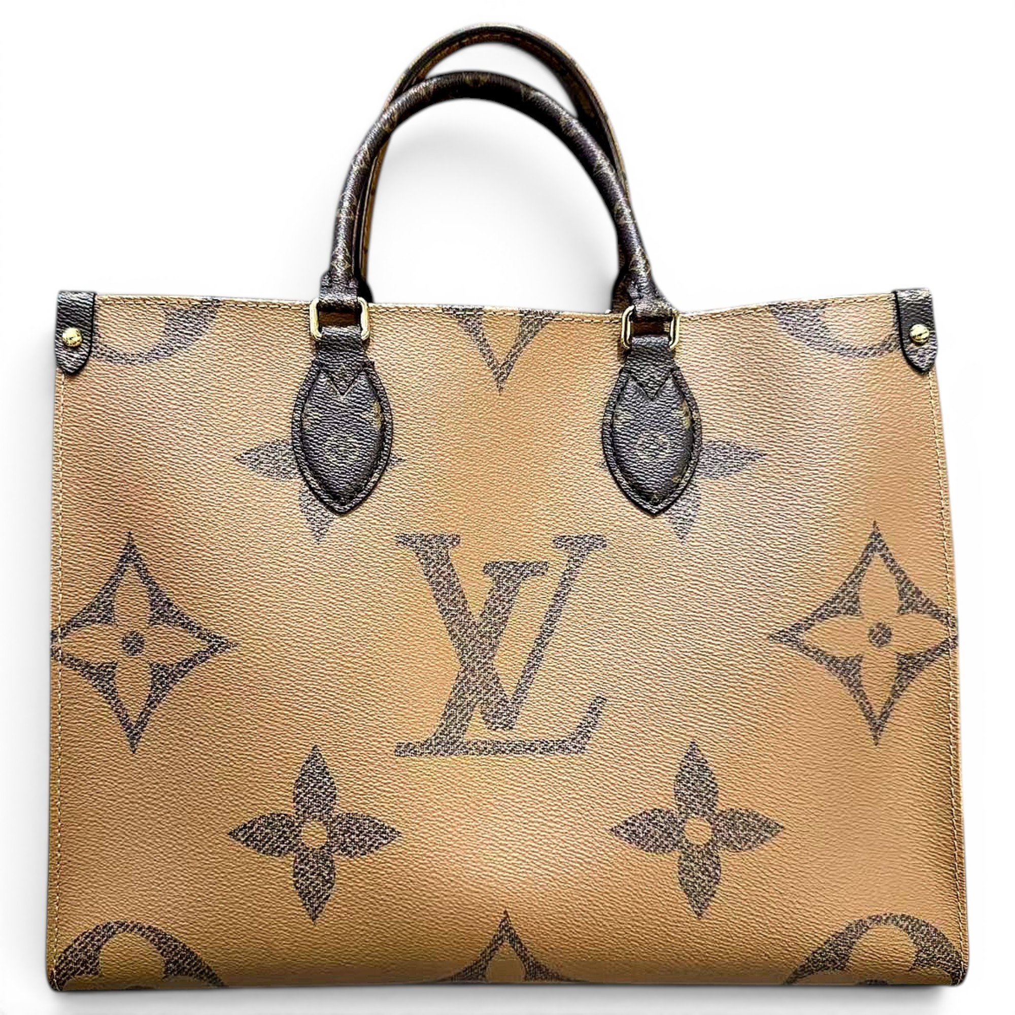 Onthego leather handbag