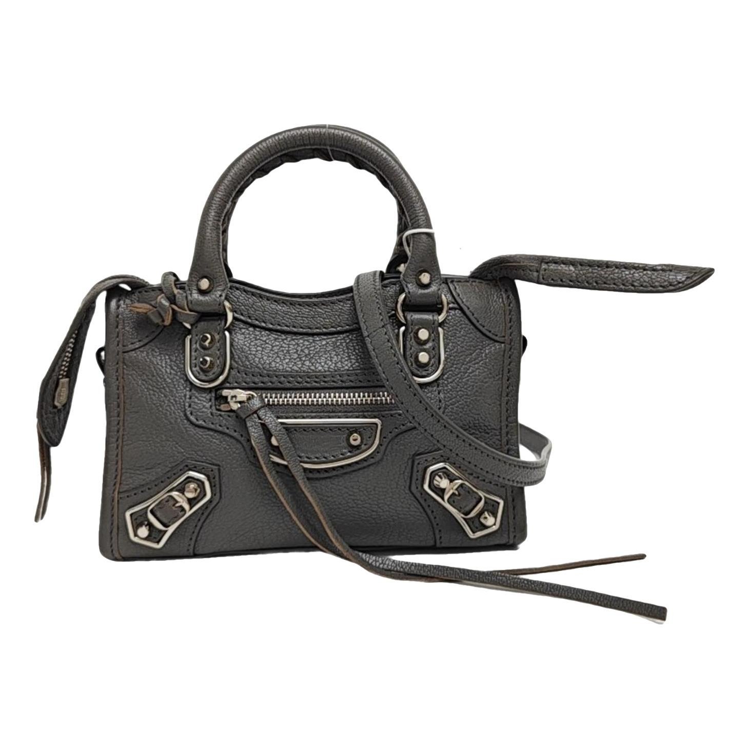 Leather handbag
