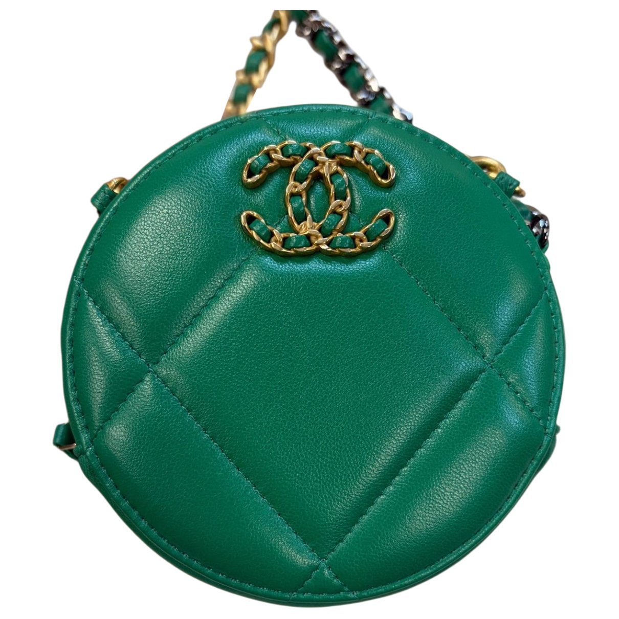 Chanel 19 leather handbag