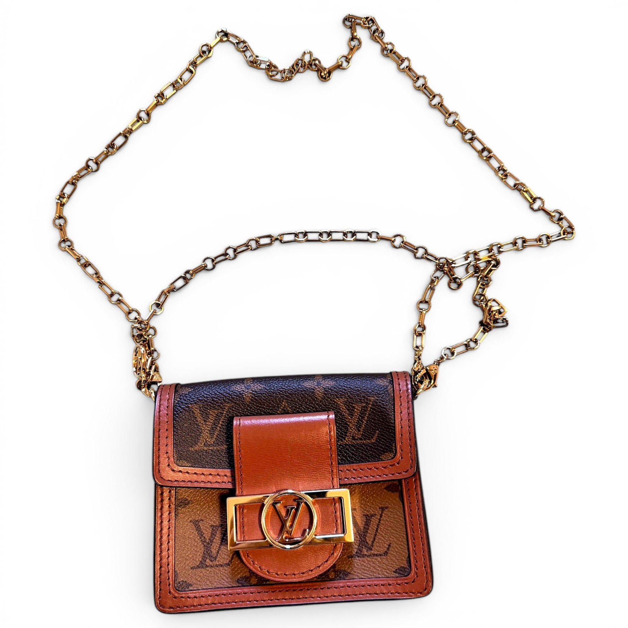 Dauphine leather handbag