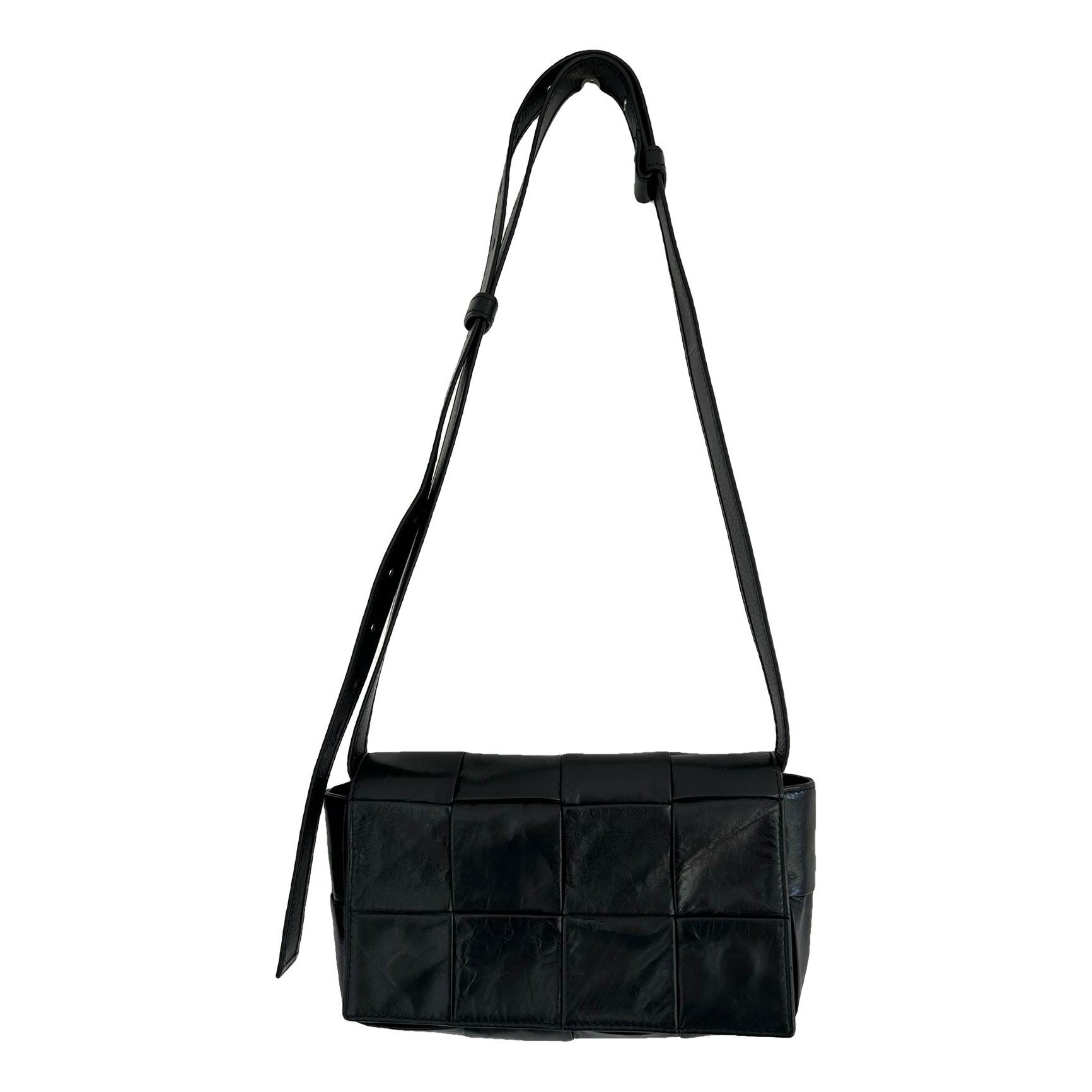Cassette leather handbag