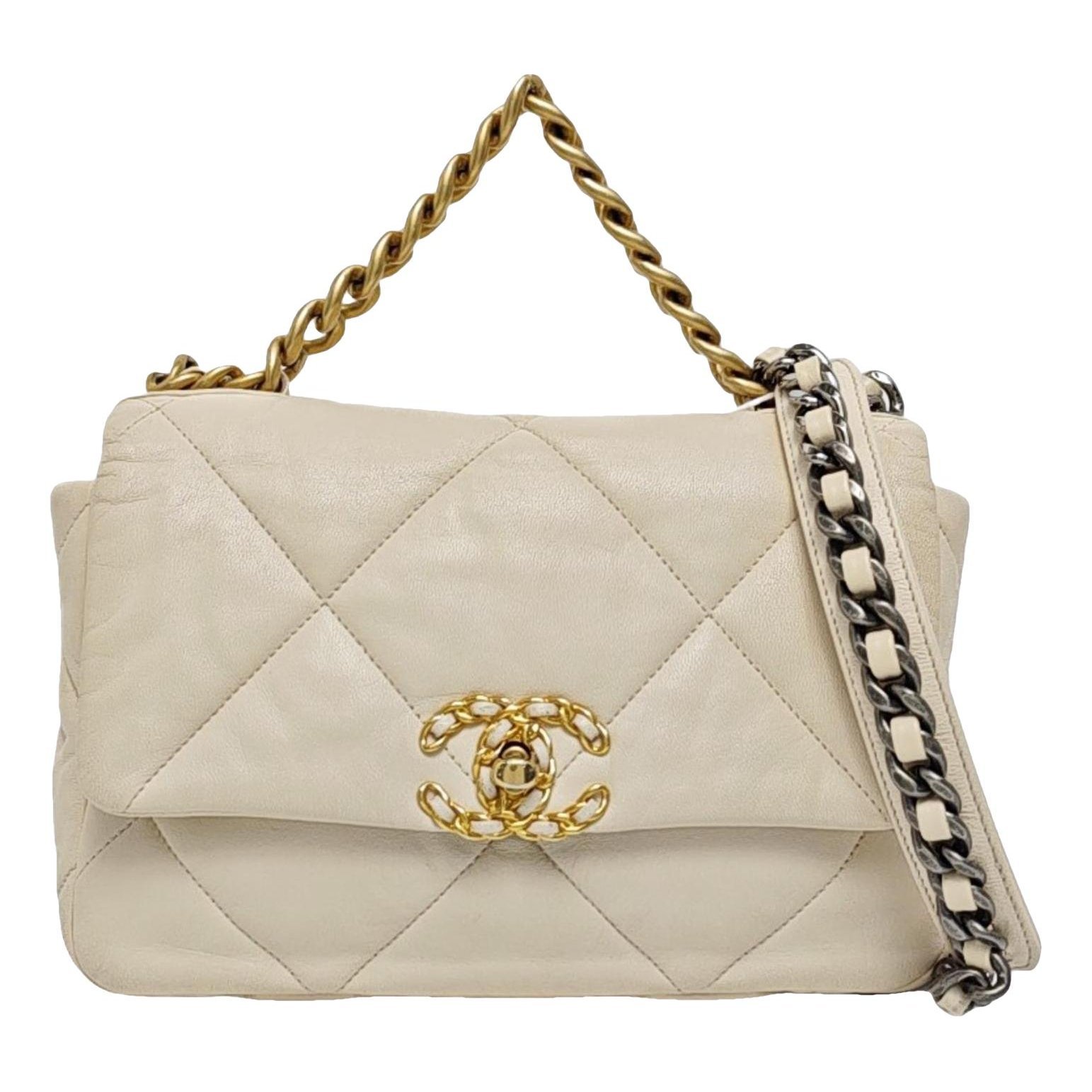 Chanel 19 leather handbag
