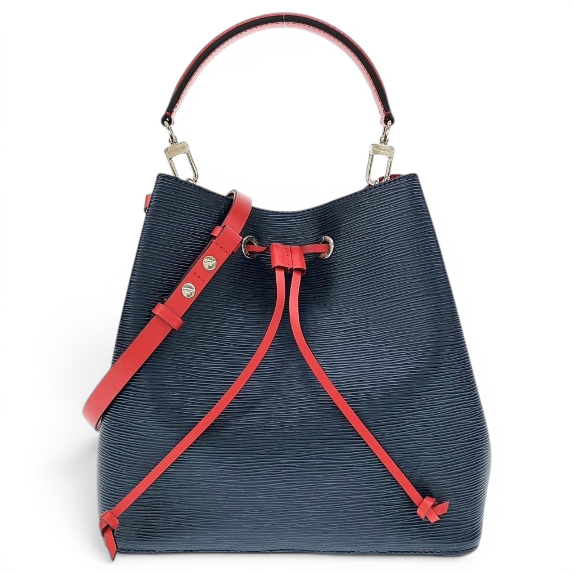 Noé leather bag