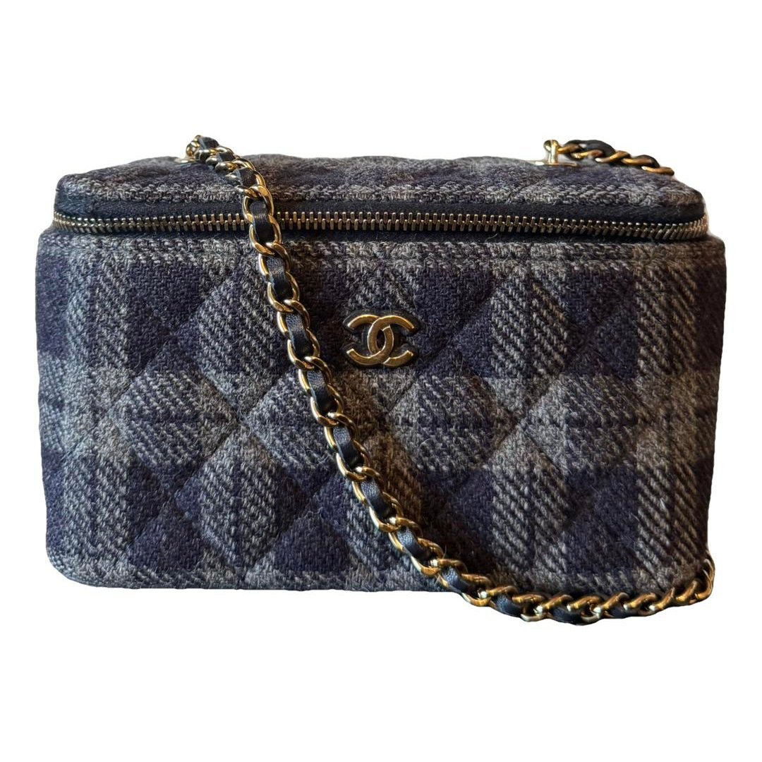 Trendy CC Vanity leather handbag