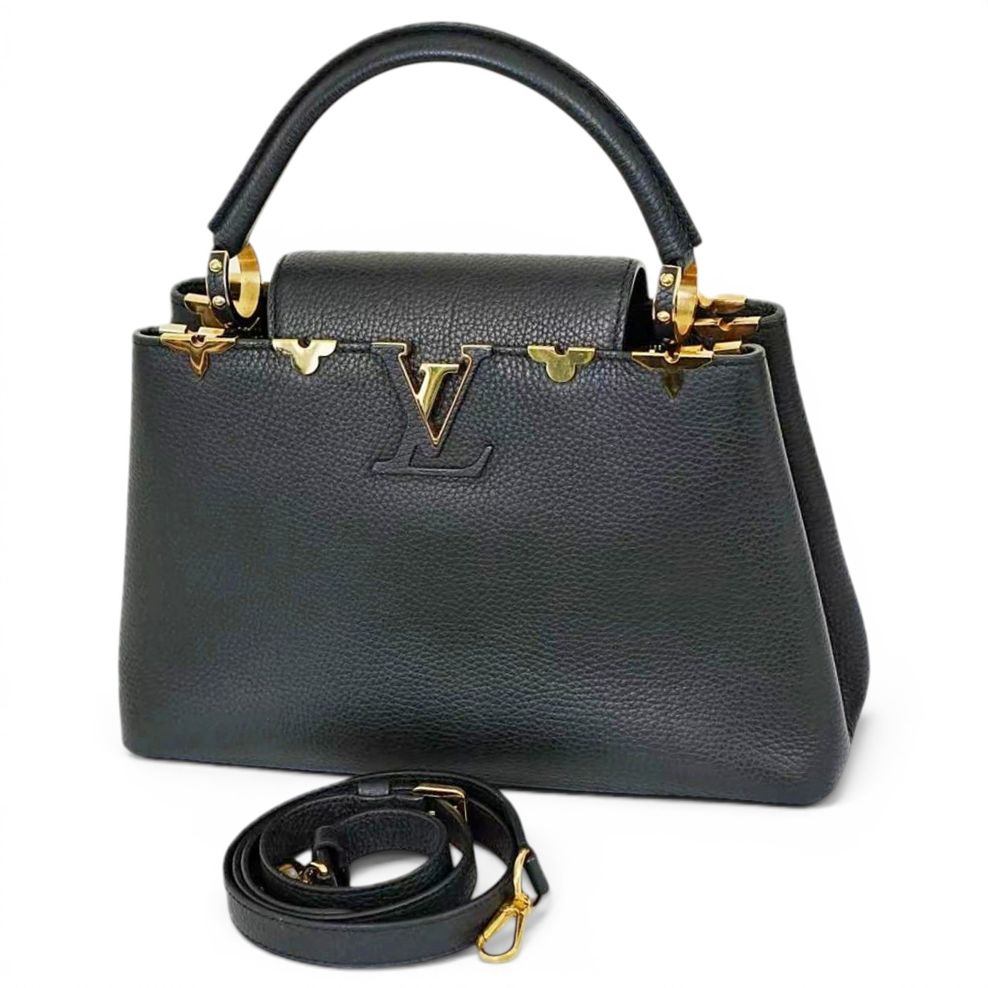 Capucines leather handbag