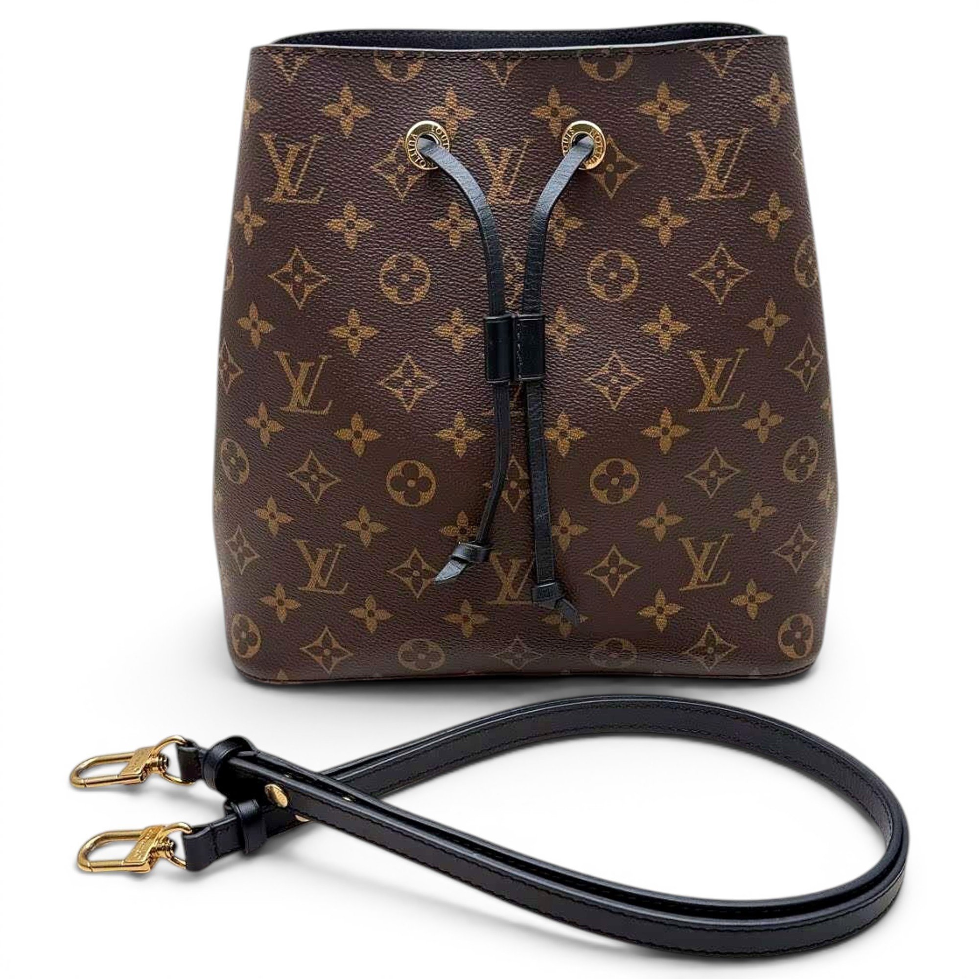 NéoNoé leather handbag
