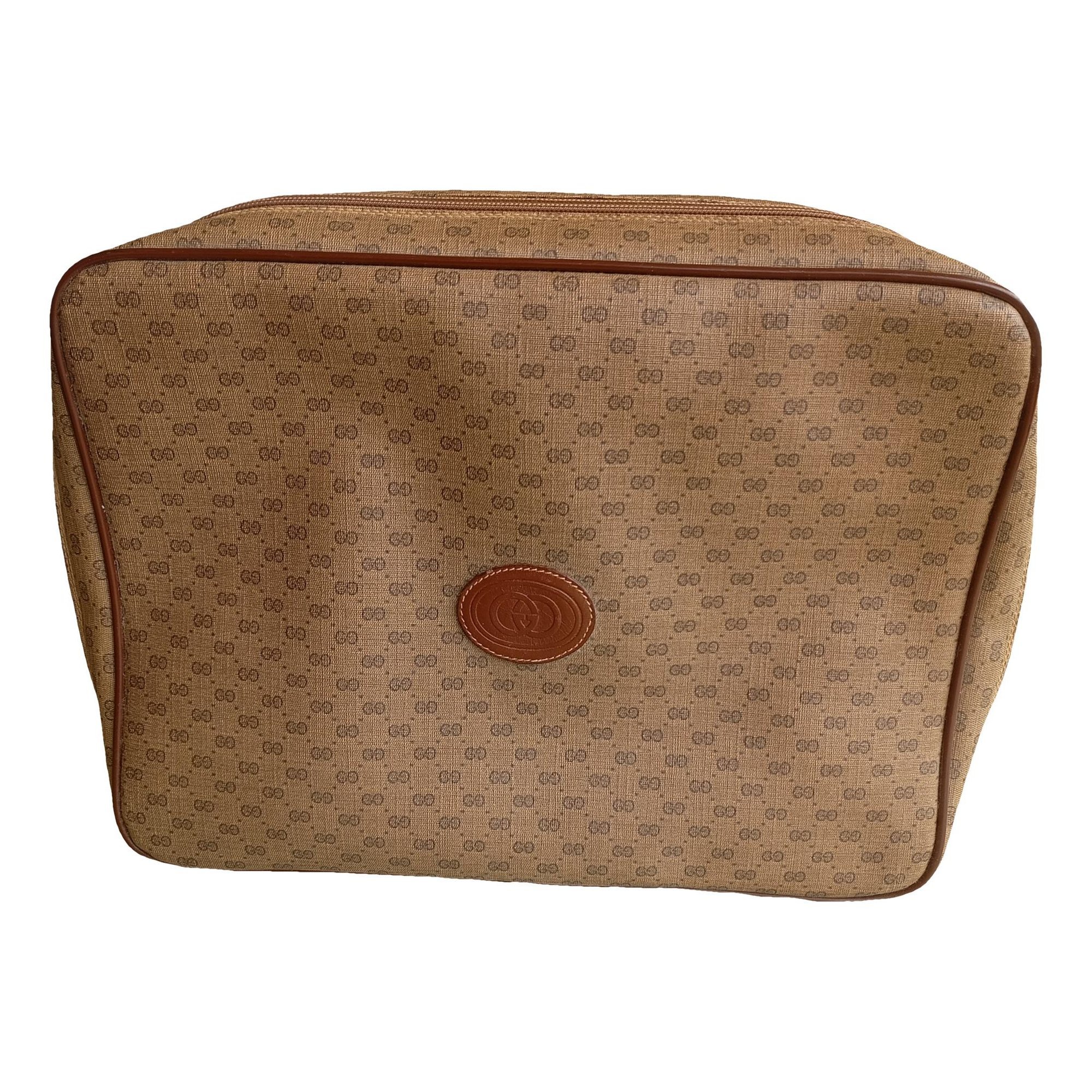 Cloth vanity case