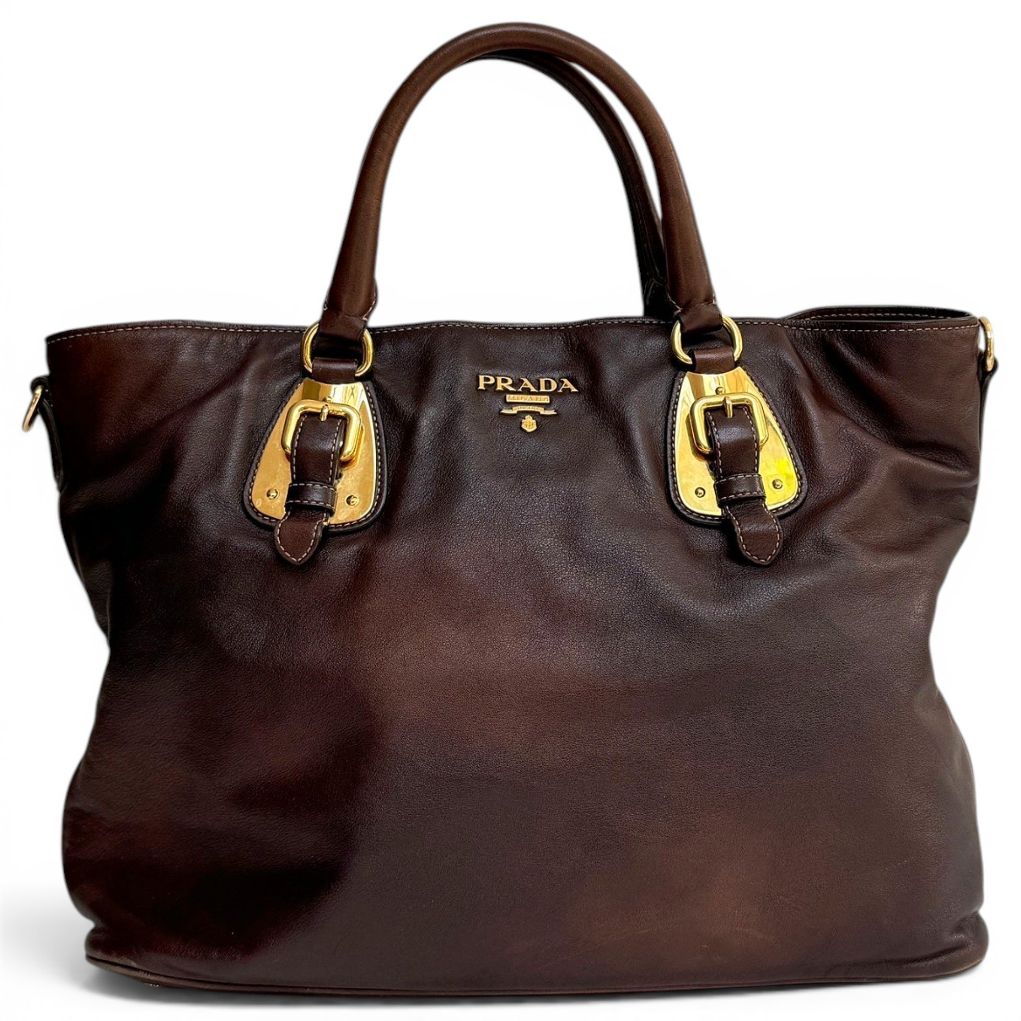 Buckle leather tote