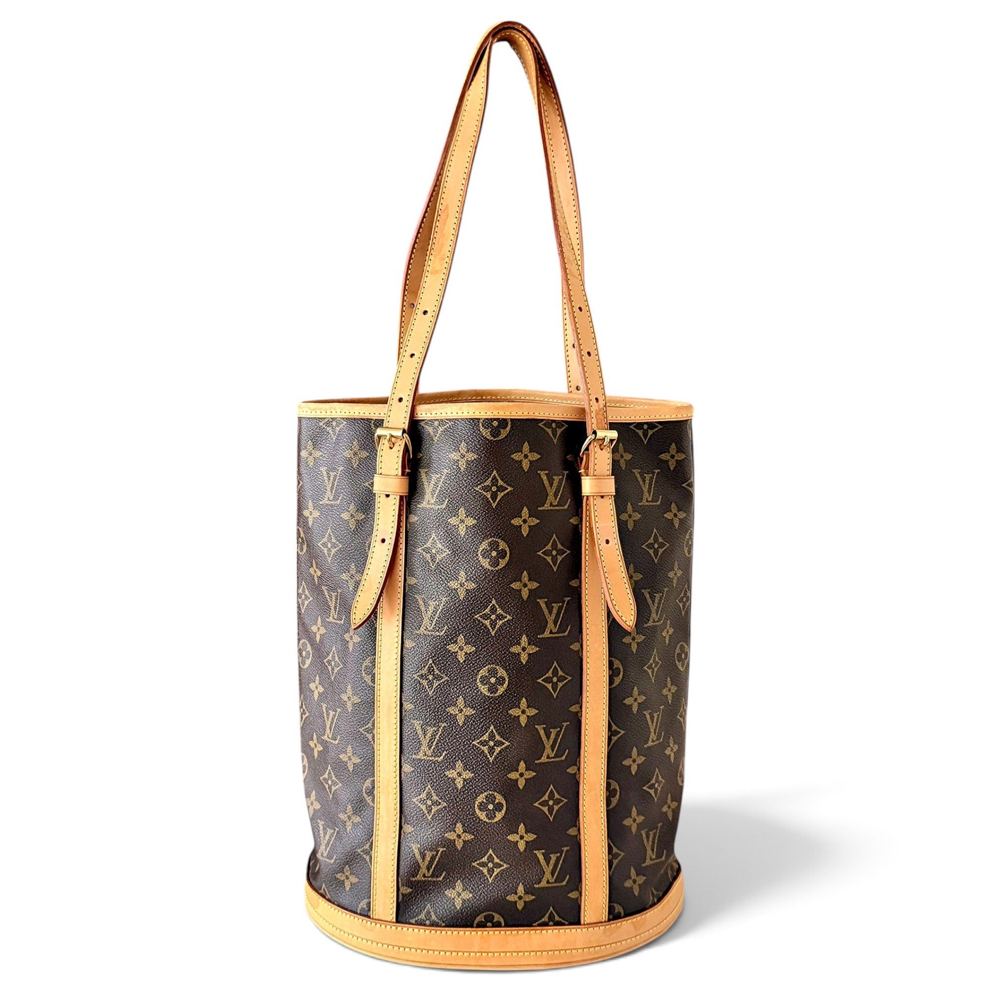Bucket leather handbag