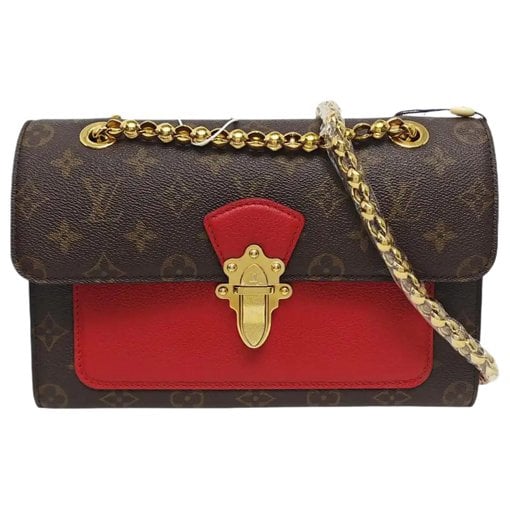 Victoire leather crossbody bag