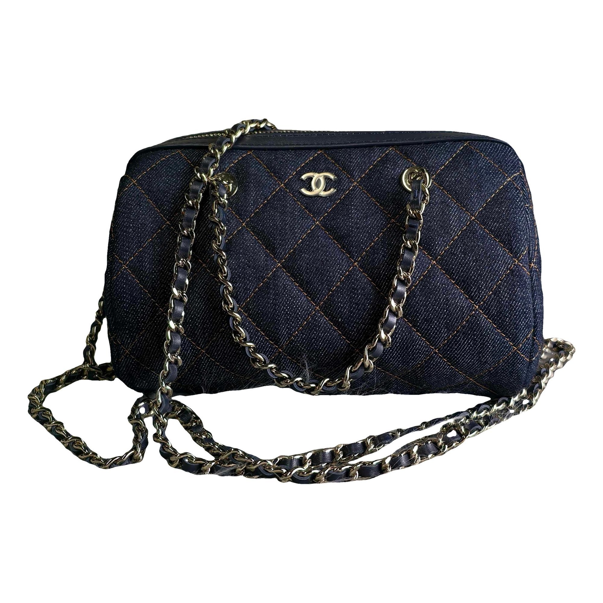 Wild Stitch cloth crossbody bag