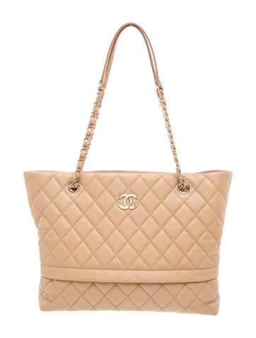 Rolled Up Shopping Tote