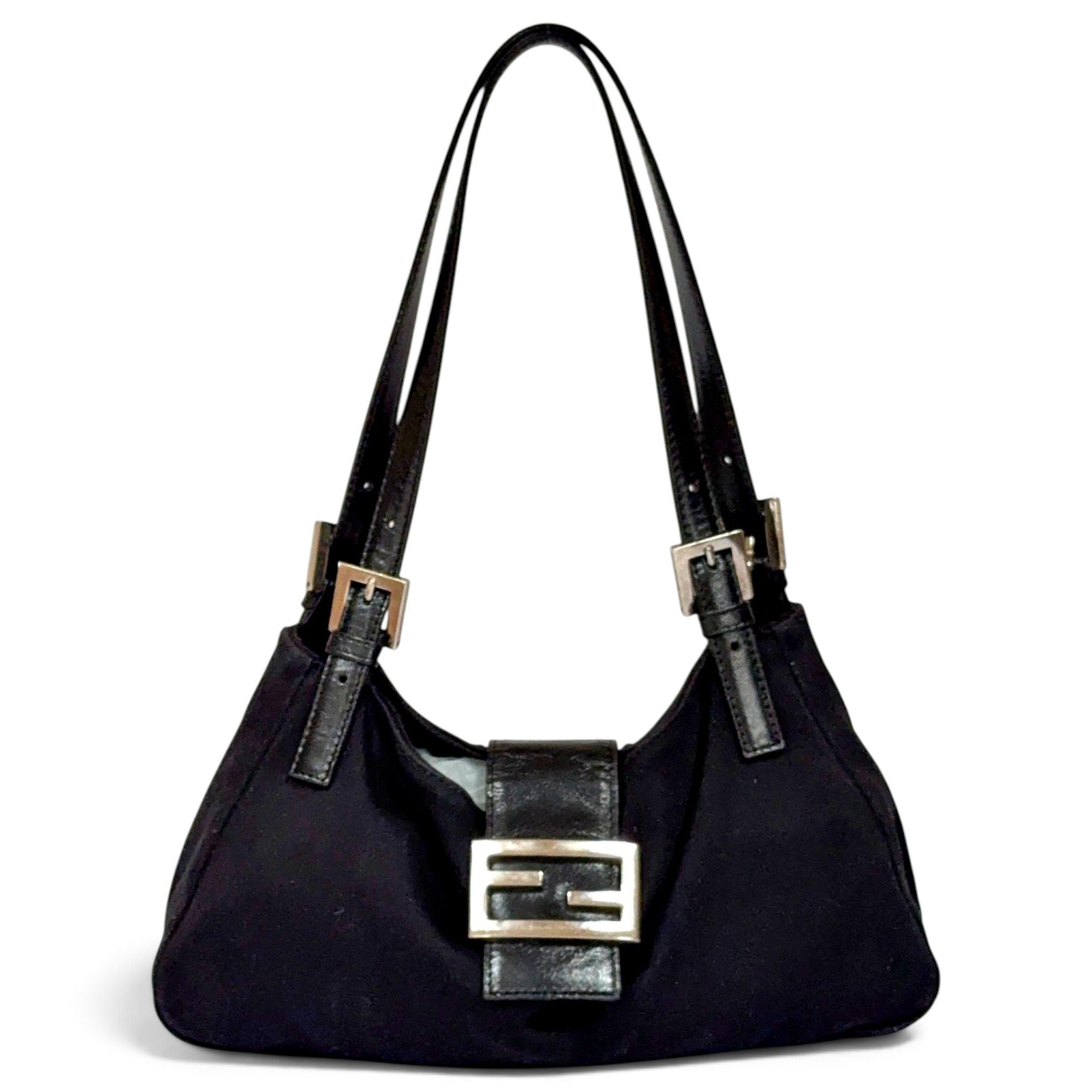 Baguette cloth handbag
