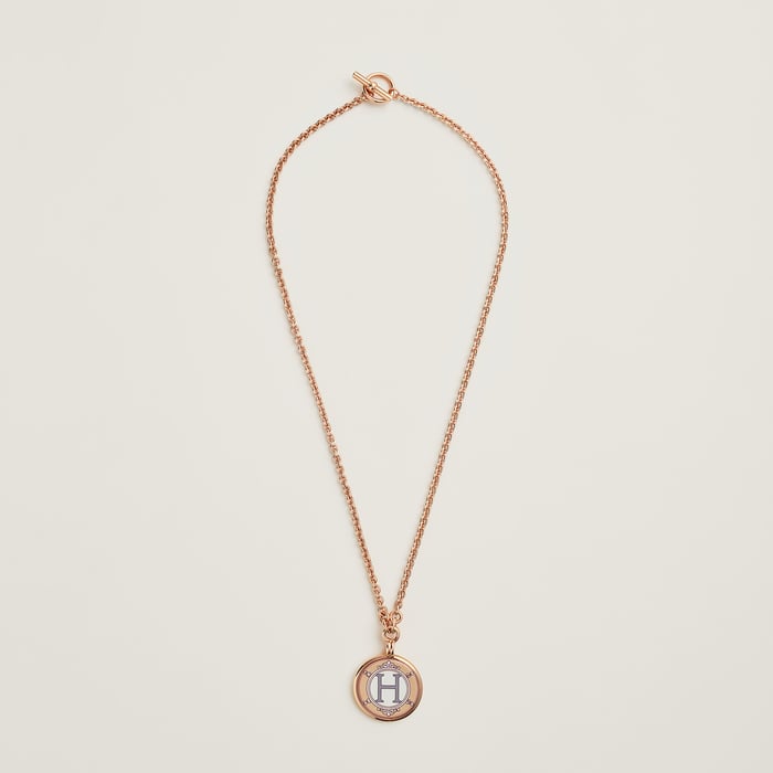 Faubourg Medaille Blason Pendant, Small Model
