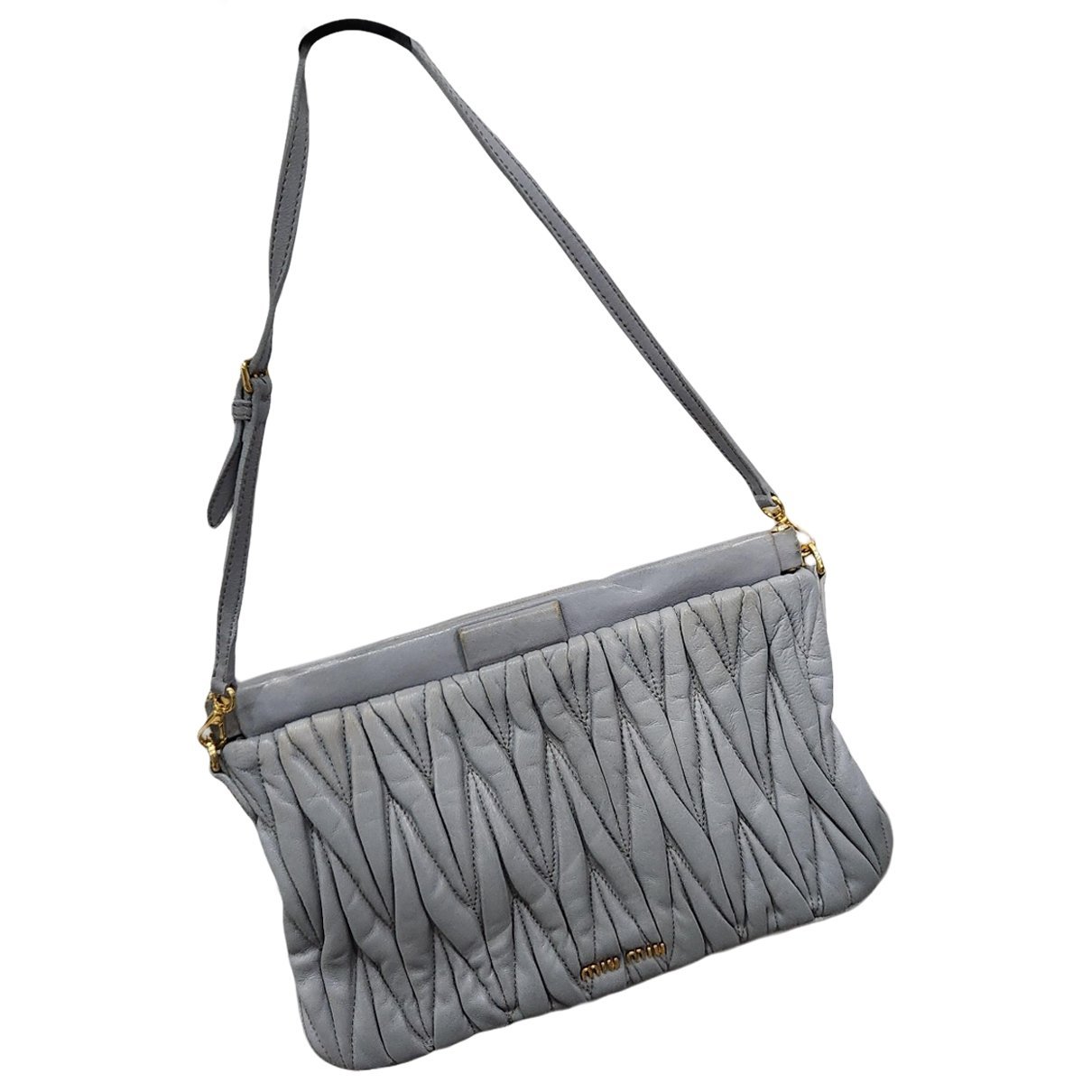 Matelassé leather handbag