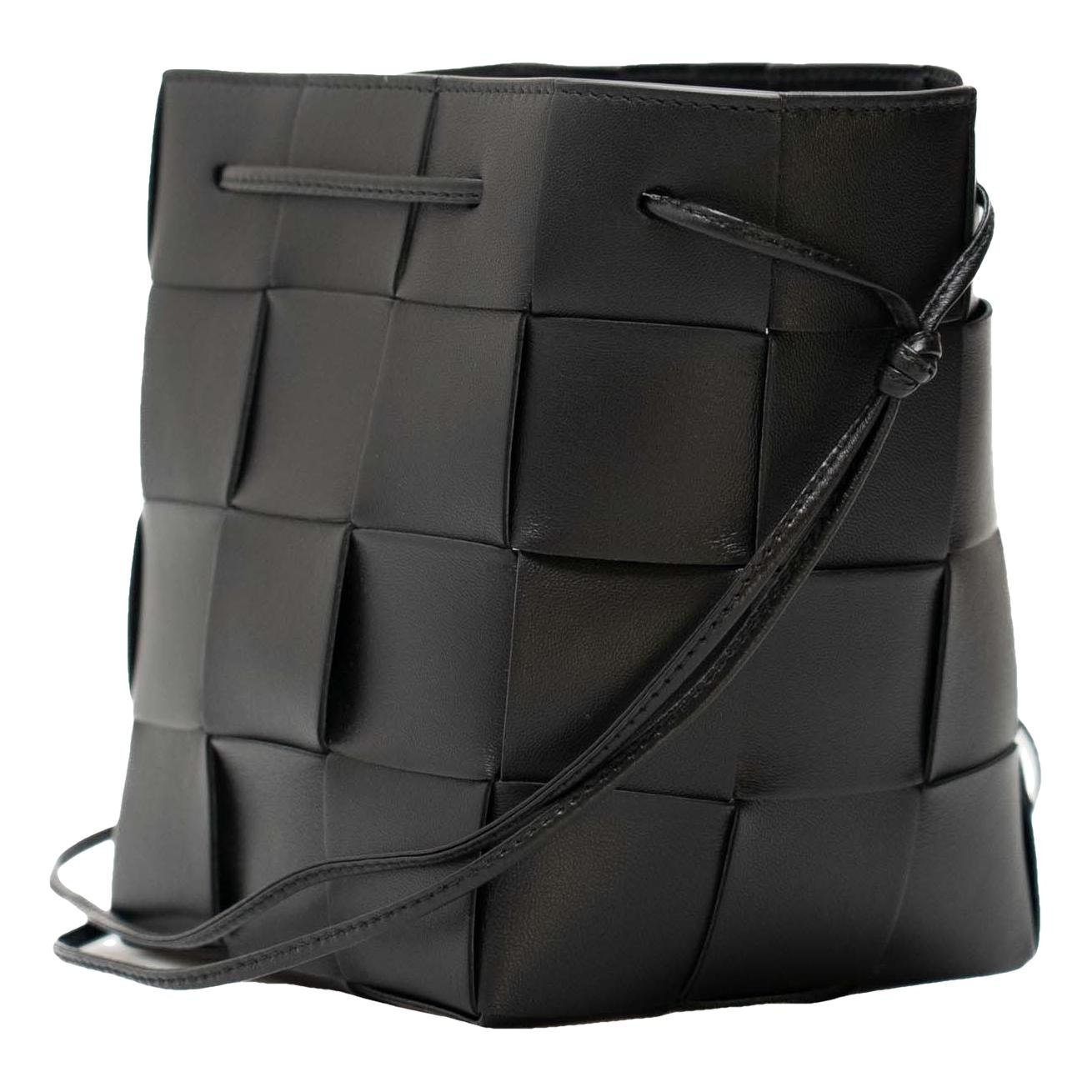 Cassette Bucket leather crossbody bag