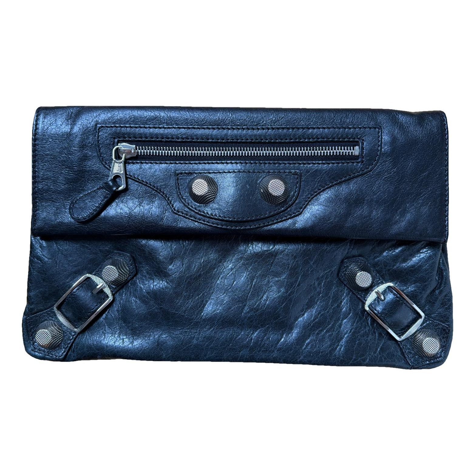 Envelop leather clutch bag