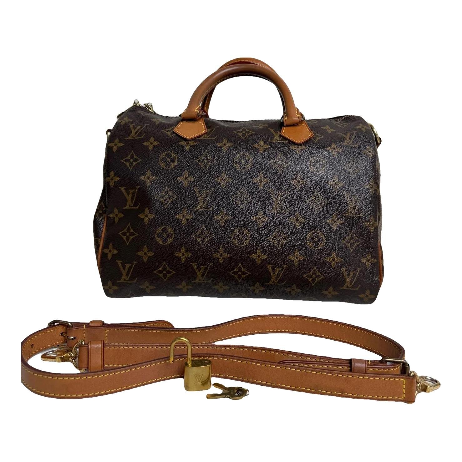 Leather bowling bag