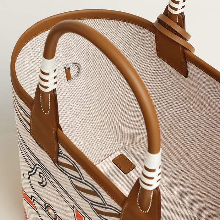 Steeple 25 Bag